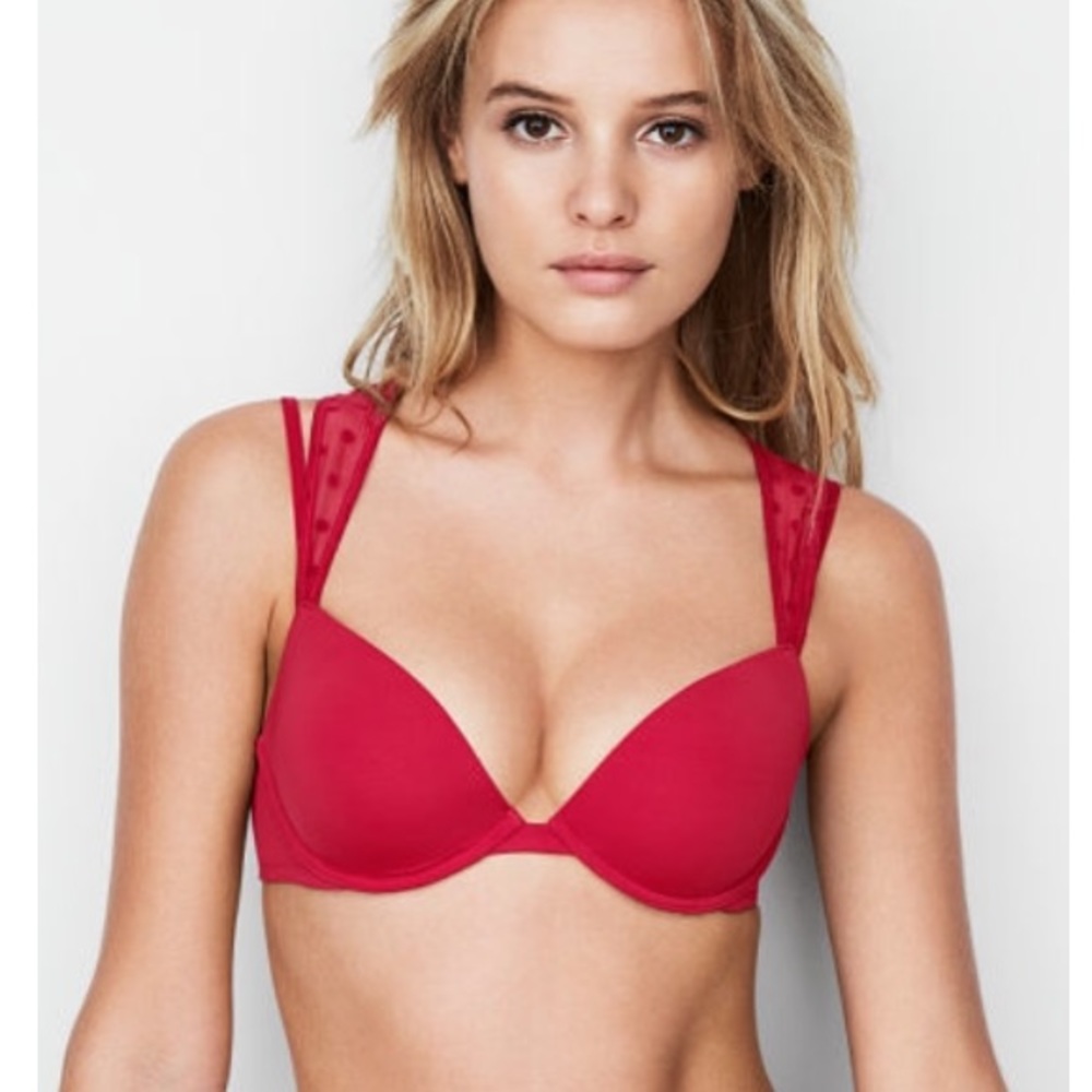 Victoria’s Secret padded plunge 34D